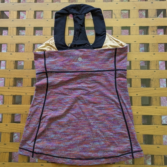 Lululemon Scoop Neck Tank Wee are From Space - Picture 4 of 7